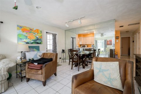 Immobilier commercial à vendre à Flagler Beach, Floride: 4 chambres, 238.2 m2 № 2403379 - photo 23