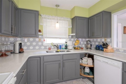 Immobilier commercial à vendre à Flagler Beach, Floride: 4 chambres, 238.2 m2 № 2403379 - photo 13