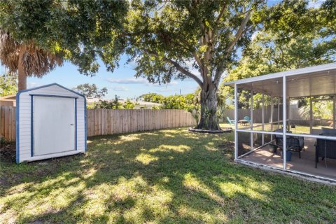 Villa ou maison à vendre à Tampa, Floride: 2 chambres, 94.39 m2 № 2430636 - photo 26