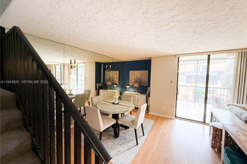 Copropriété à vendre à Plantation, Floride: 2 chambres, 120.4 m2 № 2001137 - photo 6