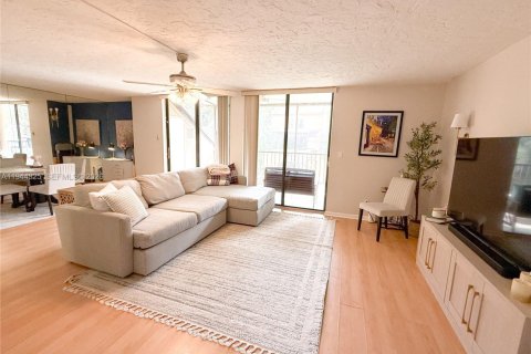 Купить кондоминиум в Плантация, Флорида 2 спальни, 120.4м2, № 2001137 - фото 25