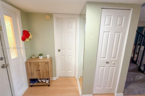 Купить кондоминиум в Плантация, Флорида 2 спальни, 120.4м2, № 2001137 - фото 28