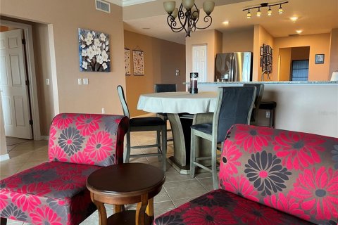 Condominio en alquiler en Sarasota, Florida, 2 dormitorios, 157.93 m2 № 1800466 - foto 6