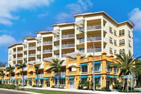 Condominio en alquiler en Sarasota, Florida, 2 dormitorios, 157.93 m2 № 1800466 - foto 1
