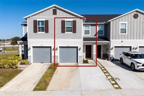 Adosado en Davenport, Florida 3 dormitorios, 146.6 m2 № 2097579