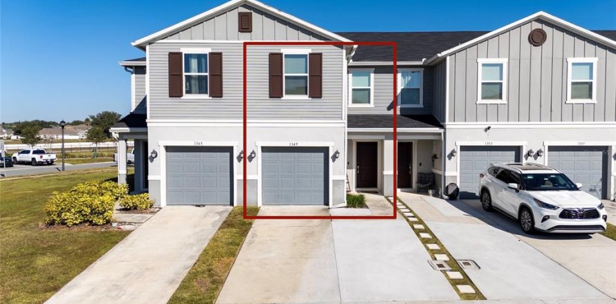 Adosado en Davenport, Florida 3 dormitorios, 146.6 m2 № 2097579