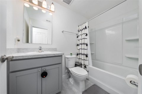 Adosado en venta en Davenport, Florida, 3 dormitorios, 146.6 m2 № 2097579 - foto 18
