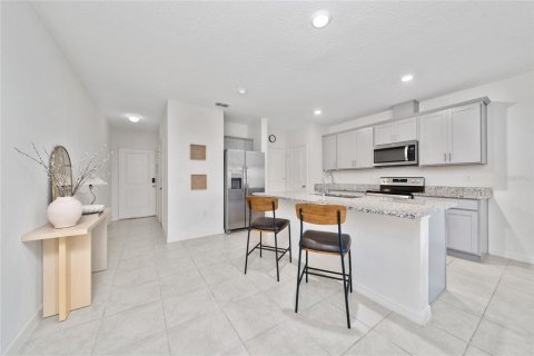 Adosado en venta en Davenport, Florida, 3 dormitorios, 146.6 m2 № 2097579 - foto 3