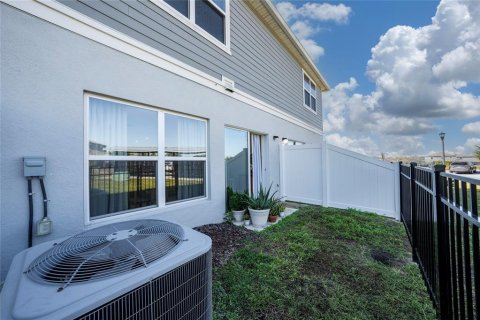 Adosado en venta en Davenport, Florida, 3 dormitorios, 146.6 m2 № 2097579 - foto 21
