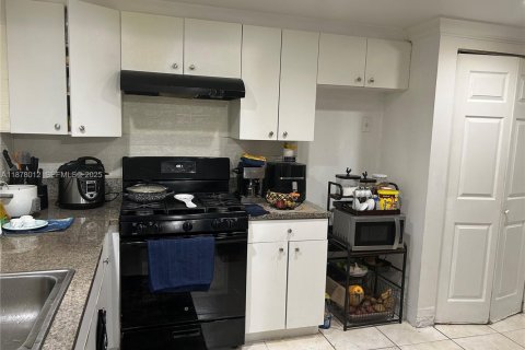 Купить кондоминиум в Хайалиа, Флорида 2 спальни, 135.45м2, № 1982015 - фото 21