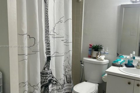 Купить кондоминиум в Хайалиа, Флорида 2 спальни, 135.45м2, № 1982015 - фото 15