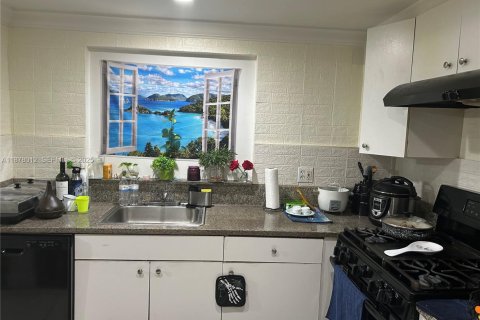 Купить кондоминиум в Хайалиа, Флорида 2 спальни, 135.45м2, № 1982015 - фото 22