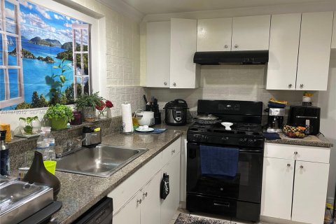 Купить кондоминиум в Хайалиа, Флорида 2 спальни, 135.45м2, № 1982015 - фото 20