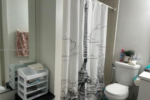 Купить кондоминиум в Хайалиа, Флорида 2 спальни, 135.45м2, № 1982015 - фото 17