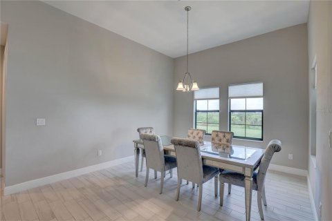 House in Riverview, Florida 5 bedrooms, 313.17 sq.m. № 1817485 - photo 13
