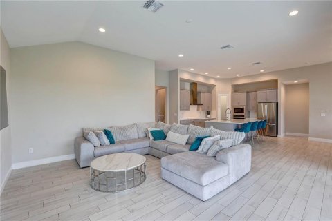 House in Riverview, Florida 5 bedrooms, 313.17 sq.m. № 1817485 - photo 10