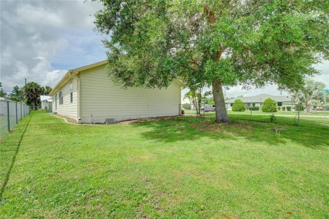 House in Port Charlotte, Florida 3 bedrooms, 165.55 sq.m. № 1841602 - photo 29