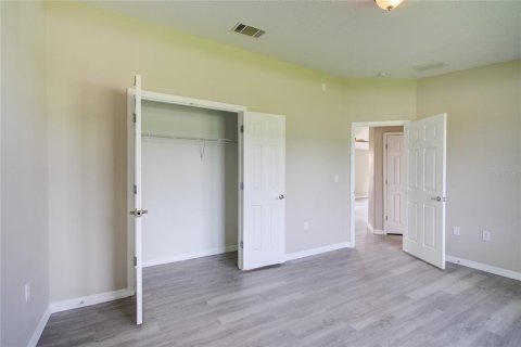 House in Port Charlotte, Florida 3 bedrooms, 165.55 sq.m. № 1841602 - photo 18