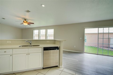 House in Port Charlotte, Florida 3 bedrooms, 165.55 sq.m. № 1841602 - photo 9