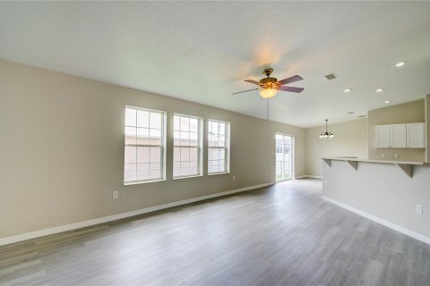 House in Port Charlotte, Florida 3 bedrooms, 165.55 sq.m. № 1841602 - photo 12