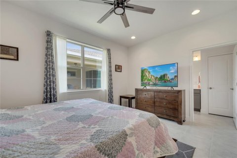 House in Saint Cloud, Florida 3 bedrooms, 218.78 sq.m. № 1654025 - photo 25
