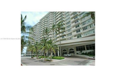 Condominio en venta en Miami Beach, Florida, 1 dormitorio, 51.1 m2 № 1868812 - foto 26