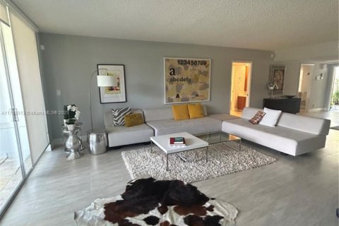 Condominio en alquiler en Pompano Beach, Florida, 3 dormitorios, 139.35 m2 № 1959075 - foto 6