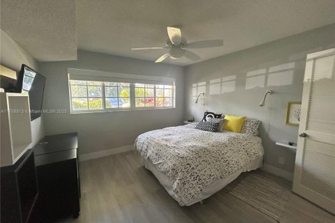 Condominio en alquiler en Pompano Beach, Florida, 3 dormitorios, 139.35 m2 № 1959075 - foto 11