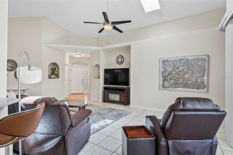 House in Palm Coast, Florida 3 bedrooms, 164.34 sq.m. № 2116866 - photo 6