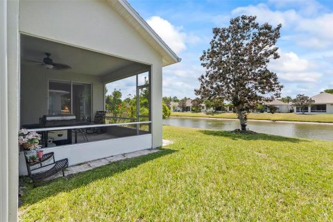 House in Palm Coast, Florida 3 bedrooms, 164.34 sq.m. № 2116866 - photo 3
