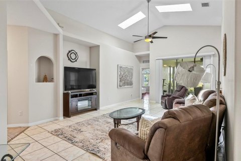 House in Palm Coast, Florida 3 bedrooms, 164.34 sq.m. № 2116866 - photo 7