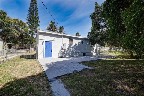 Casa en venta en St. Lucie, Florida, 3 dormitorios, 96.15 m2 № 2177066 - foto 13