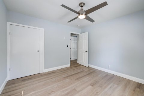 Casa en venta en St. Lucie, Florida, 3 dormitorios, 96.15 m2 № 2177066 - foto 11