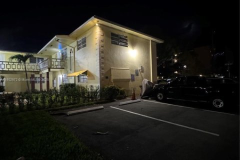 Copropriété à vendre à Hollywood, Floride: 1 chambre, 76.64 m2 № 1954274 - photo 27