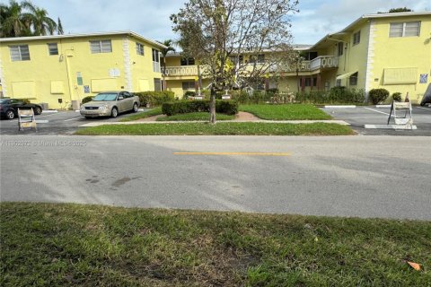 Copropriété à vendre à Hollywood, Floride: 1 chambre, 76.64 m2 № 1954274 - photo 30