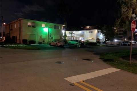 Copropriété à vendre à Hollywood, Floride: 1 chambre, 76.64 m2 № 1954274 - photo 23