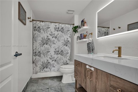 Copropriété à louer à Miami, Floride: 2 chambres, 98.94 m2 № 2084372 - photo 7