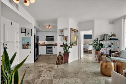 Copropriété à louer à Miami, Floride: 2 chambres, 98.94 m2 № 2084372 - photo 14