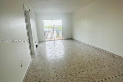 Copropriété à vendre à Miami, Floride: 1 chambre, 57.6 m2 № 1813985 - photo 4
