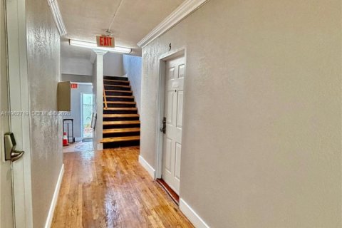 Copropriété à vendre à Miami Beach, Floride: 1 chambre, 45.8 m2 № 2047477 - photo 3