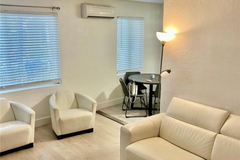 Copropriété à vendre à Miami Beach, Floride: 1 chambre, 45.8 m2 № 2047477 - photo 5