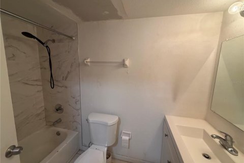 Condo in Tampa, Florida, 2 bedrooms  № 2231770 - photo 3