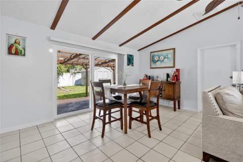 Casa en venta en Lakeland, Florida, 3 dormitorios, 110 m2 № 2234719 - foto 14