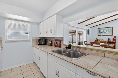 Casa en venta en Lakeland, Florida, 3 dormitorios, 110 m2 № 2234719 - foto 18