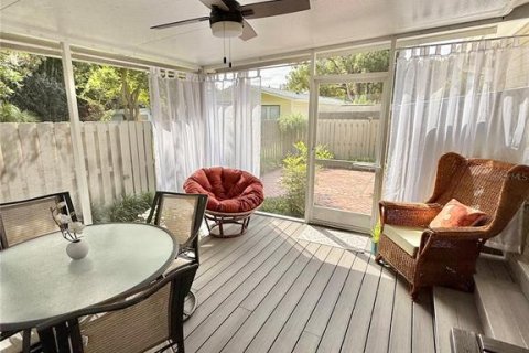 Casa en venta en Dade City, Florida, 2 dormitorios, 105.35 m2 № 2385579 - foto 16