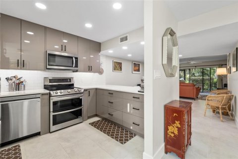 Condominio en alquiler en Sarasota, Florida, 2 dormitorios, 116.31 m2 № 1648483 - foto 8