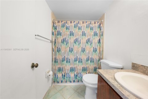 Снять в аренду кондоминиум в Майами, Флорида 3 спальни, 117.61м2, № 2004966 - фото 17