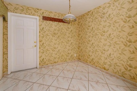 Adosado en alquiler en Orlando, Florida, 3 dormitorios, 148.46 m2 № 2093607 - foto 4