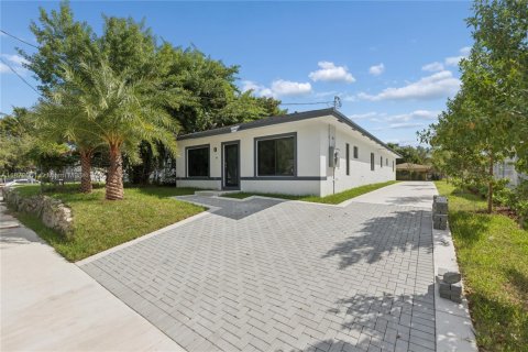 Casa en venta en Miami, Florida, 3 dormitorios, 104.05 m2 № 1931371 - foto 4