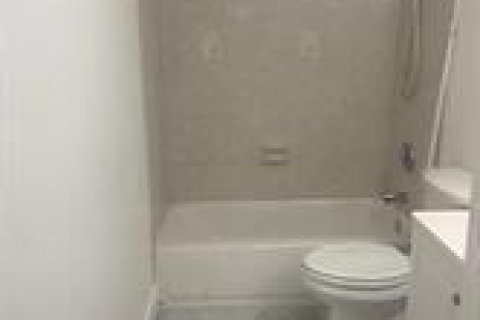 Condo in Lauderhill, Florida, 2 bedrooms  № 2267725 - photo 11